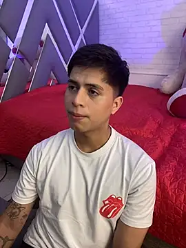 Snapshot of Niicky1_ chatting on 12-28-24, 08:58 Niicky1 online show from 12-28-24, 08:58