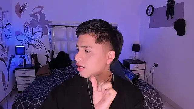 Snapshot of Niicky1_ chatting on 01-20-25, 08:07 Niicky1 online show from 01-20-25, 08:07