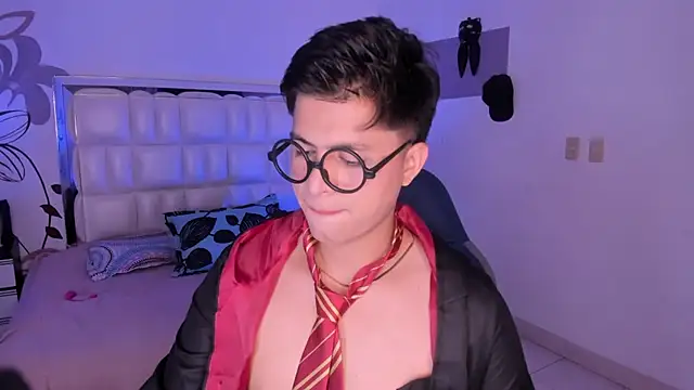 Snapshot of Niicky1_ chatting on 01-21-25, 08:32 Niicky1 online show from 01-21-25, 08:32