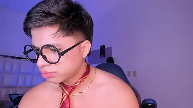 Snapshot of Niicky1_ chatting on 01-21-25, 11:34 Niicky1 online show from 01-21-25, 11:34