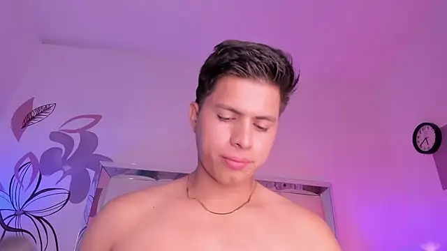 Snapshot of Niicky1_ chatting on 02-13-25, 09:17 Niicky1 online show from 02-13-25, 09:17