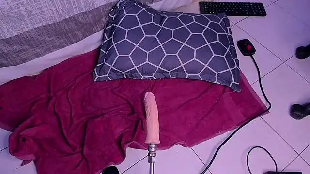 Snapshot of Niicky1_ chatting on 03-02-25, 12:09 Niicky1 online show from 03-02-25, 12:09