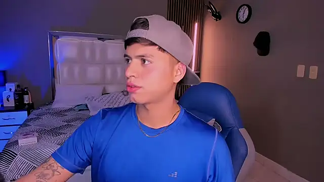 Snapshot of Niicky1_ chatting on 03-10-25, 08:56 Niicky1 online show from 03-10-25, 08:56