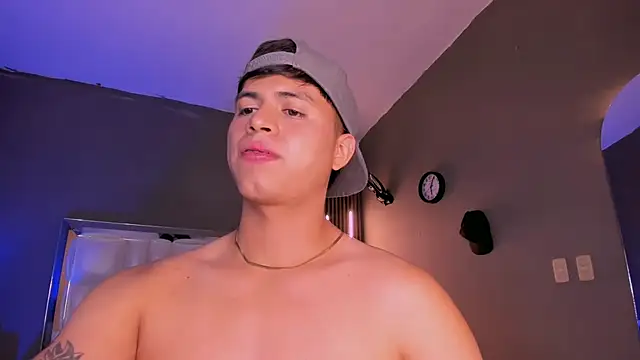 Snapshot of Niicky1_ chatting on 03-11-25, 12:00 Niicky1 online show from 03-11-25, 12:00