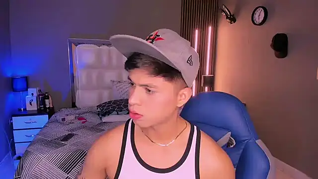 Snapshot of Niicky1_ chatting on 03-11-25, 08:53 Niicky1 online show from 03-11-25, 08:53