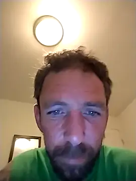 Snapshot of Treemandude chatting on 01-08-26, 12:57 Treemandude online show from 01-08-26, 12:57