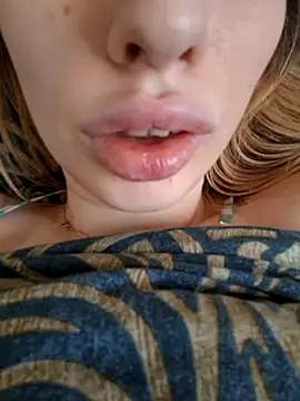 Elza kom online show from 02-16-26, 08:21