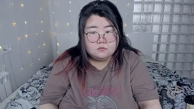 Snapshot of Nadine_asian chatting on 12-07-24, 07:49 Nadine asian online show from 12-07-24, 07:49