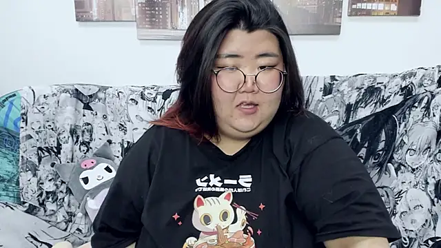 Snapshot of Nadine_asian chatting on 12-14-24, 04:45 Nadine asian online show from 12-14-24, 04:45