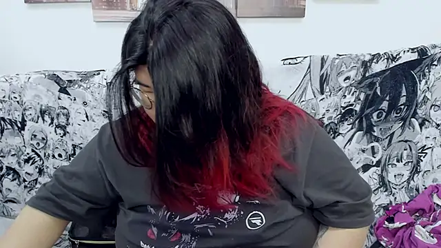 Snapshot of Nadine_asian chatting on 12-27-24, 09:17 Nadine asian online show from 12-27-24, 09:17