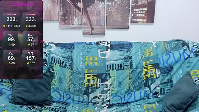 Snapshot of Nadine_asian chatting on 10-09-25, 03:15 Nadine asian online show from 10-09-25, 03:15