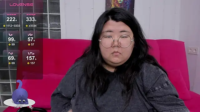 Snapshot of Nadine_asian chatting on 10-30-25, 08:27 Nadine asian online show from 10-30-25, 08:27