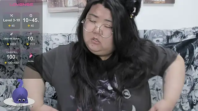 Snapshot of Nadine_asian chatting on 11-13-25, 08:24 Nadine asian online show from 11-13-25, 08:24