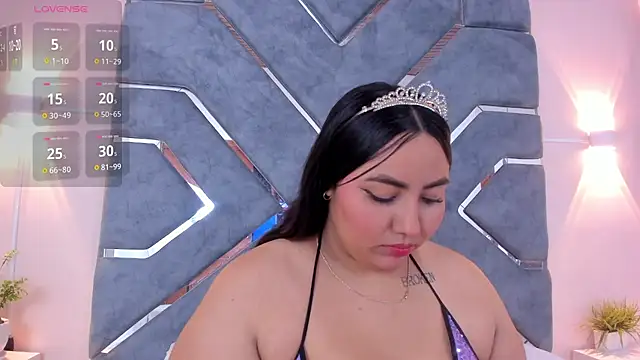 LucciaPorter online show from 10-24-25, 09:33