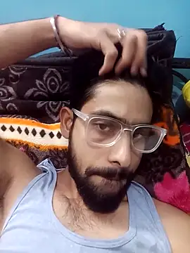 Snapshot of snigdha25 chatting on 11-26-25, 12:17 snigdha25 online show from 11-26-25, 12:17