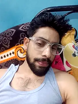 Snapshot of snigdha25 chatting on 12-18-25, 04:57 snigdha25 online show from 12-18-25, 04:57