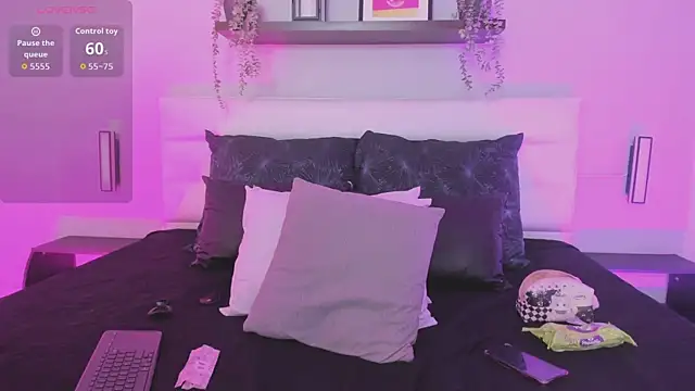 isabella simons online show from 03-26-26, 02:39