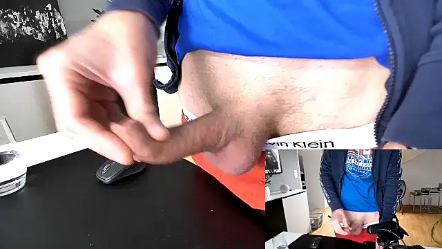 Snapshot of sperma_tributes chatting on 10-08-25, 07:39 sperma tributes online show from 10-08-25, 07:39