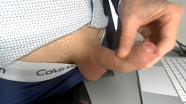 Snapshot of sperma_tributes chatting on 02-12-26, 07:58 sperma tributes online show from 02-12-26, 07:58