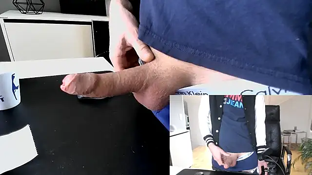 Snapshot of sperma_tributes chatting on 02-24-26, 07:50 sperma tributes online show from 02-24-26, 07:50