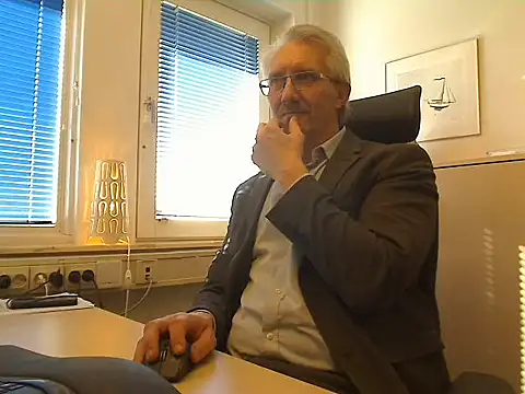 tom-swede online show from 04-09-26, 02:33