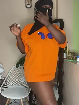 Snapshot of coasthub@xh chatting on 01-19-25, 10:28 coasthubxh online show from 01-19-25, 10:28