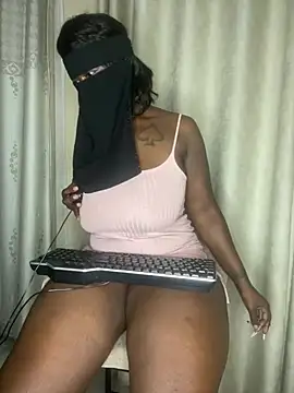 Snapshot of coasthub@xh chatting on 02-05-25, 10:44 coasthubxh online show from 02-05-25, 10:44