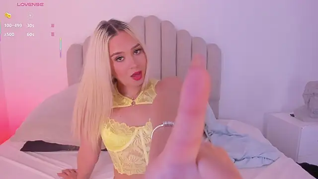 sofia pamela online show from 11-23-25, 03:56