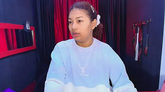 Snapshot of JadaRoberts chatting on 12-18-24, 11:13 JadaRoberts online show from 12-18-24, 11:13