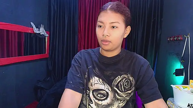 Snapshot of JadaRoberts chatting on 12-19-24, 11:29 JadaRoberts online show from 12-19-24, 11:29
