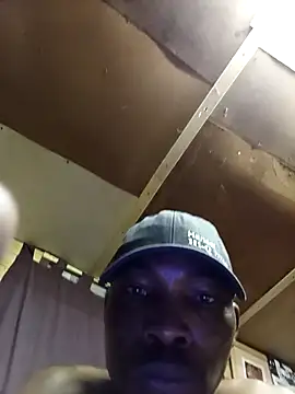 Snapshot of Ngamla123 chatting on 09-28-25, 10:20 Ngamla123 online show from 09-28-25, 10:20