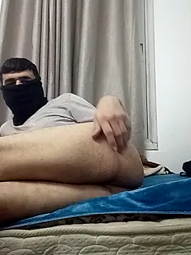 Snapshot of tetoo304 chatting on 01-18-25, 07:04 tetoo304 online show from 01-18-25, 07:04