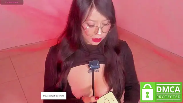 Snapshot of GalaxGnn_ chatting on 05-10-26, 05:12 GalaxGnn online show from 05-10-26, 05:12