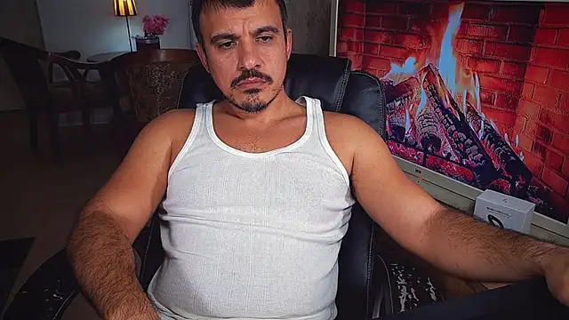 officeman7 online show from 12-06-24, 08:29