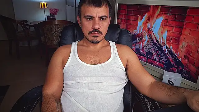 officeman7 online show from 12-07-24, 05:31