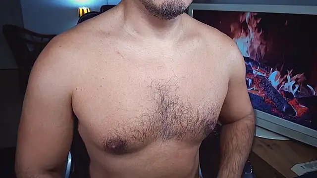 officeman7 online show from 12-29-24, 08:48