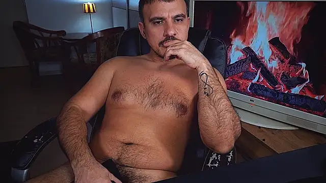 officeman7 online show from 01-22-25, 07:03