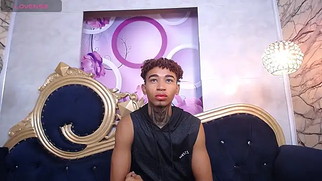 sexy blacks  online show from 01-23-25, 11:26