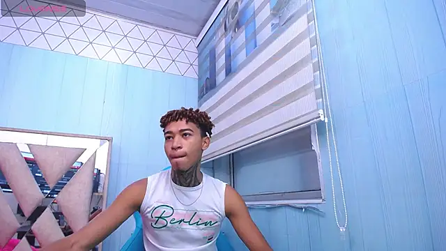 sexy blacks  online show from 01-30-25, 11:33