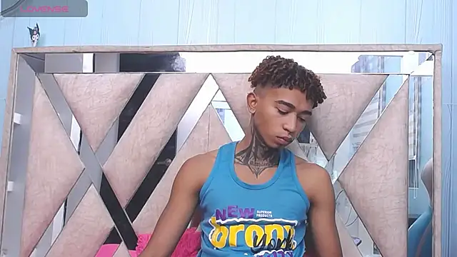 sexy blacks  online show from 02-10-25, 11:25