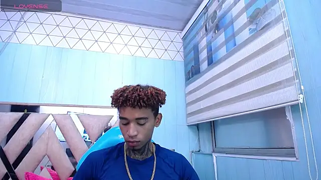 sexy blacks  online show from 03-21-25, 11:22