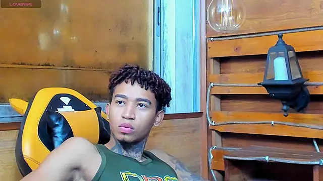 sexy blacks  online show from 09-25-25, 11:25