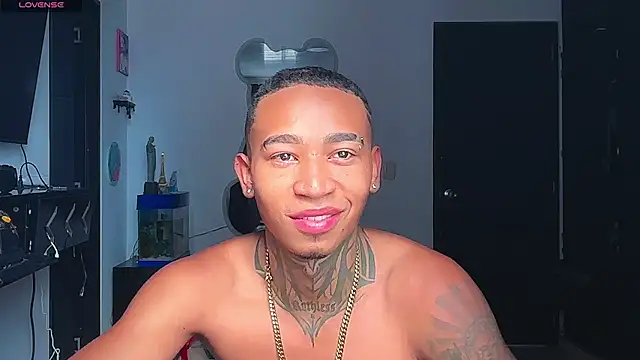 sexy blacks  online show from 08-01-26, 01:10