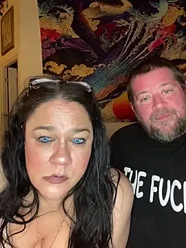 Snapshot of sexyasscougar chatting on 03-19-25, 07:51 sexyasscougar online show from 03-19-25, 07:51