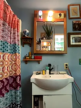 Snapshot of sexyasscougar chatting on 10-05-25, 06:39 sexyasscougar online show from 10-05-25, 06:39