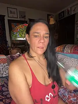 Snapshot of sexyasscougar chatting on 10-17-25, 06:38 sexyasscougar online show from 10-17-25, 06:38