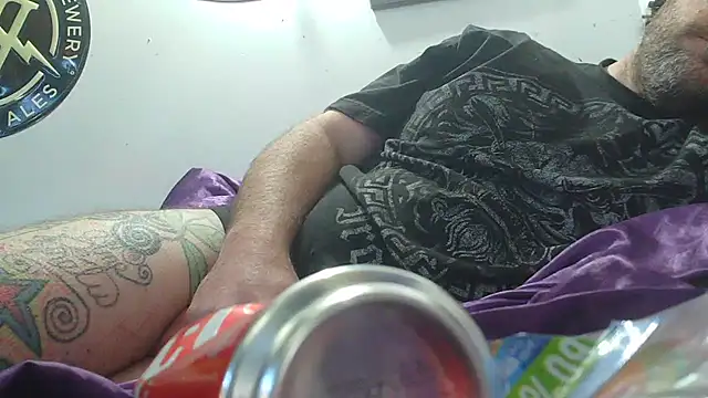 Snapshot of duggiefresh chatting on 03-22-25, 09:31 duggiefresh online show from 03-22-25, 09:31