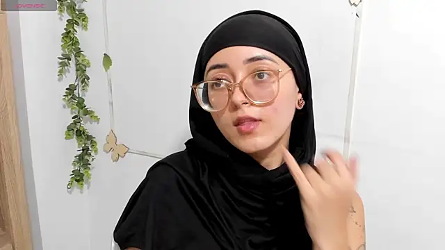 aysel elid online show from 04-12-26, 11:43