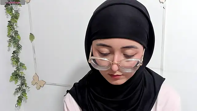 Snapshot of aysel_elid chatting on 04-30-26, 01:56 aysel elid online show from 04-30-26, 01:56