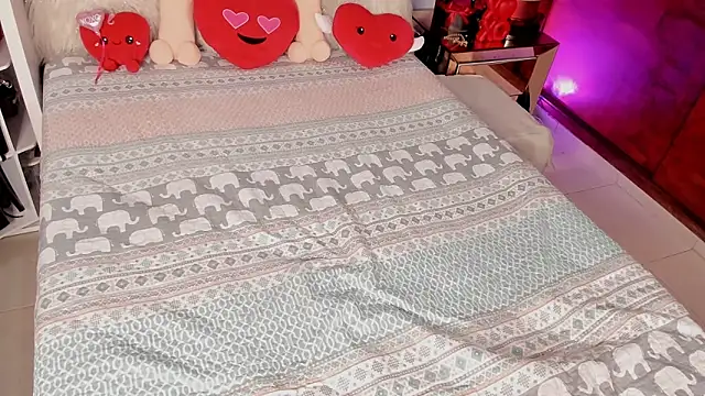 Nikole66  online show from 02-07-25, 02:08